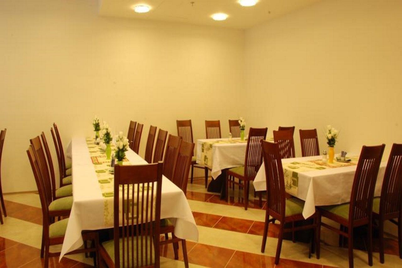 Hotel Ankora ปราก ภายนอก รูปภาพ
